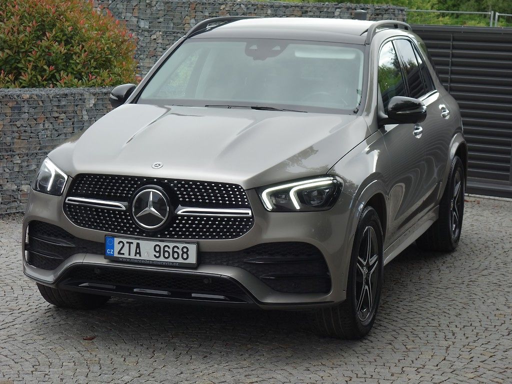 Mercedes-Benz GLE 350d*4M*AMG*PRÉM*PAN*REZER!!!!