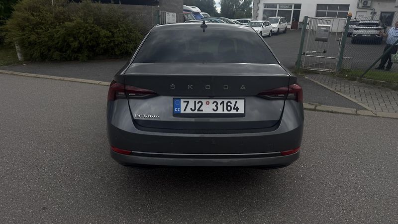 Škoda Octavia (2022) 1.5 TSI 110KW STYLE - fotka 8 z 22