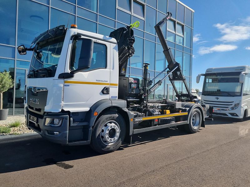 MAN TGL 12.220 KONTEJNER 8T - fotka 40 z 49