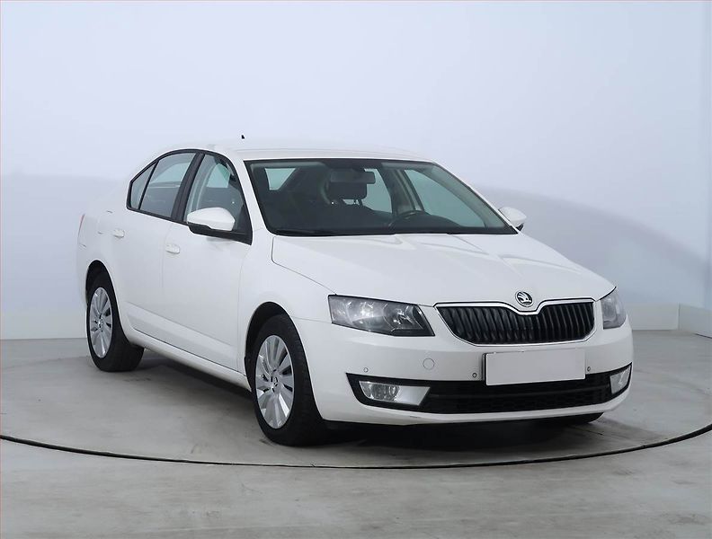 Škoda Octavia (2015) 1.6 TDI, Tempomat - fotografie inzerátu