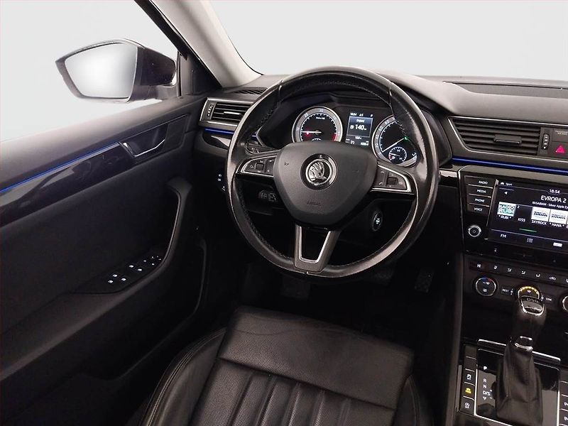 Škoda Superb (2016) Laurin&Klement 2.0 TDI 4x4 - fotka 7 z 24
