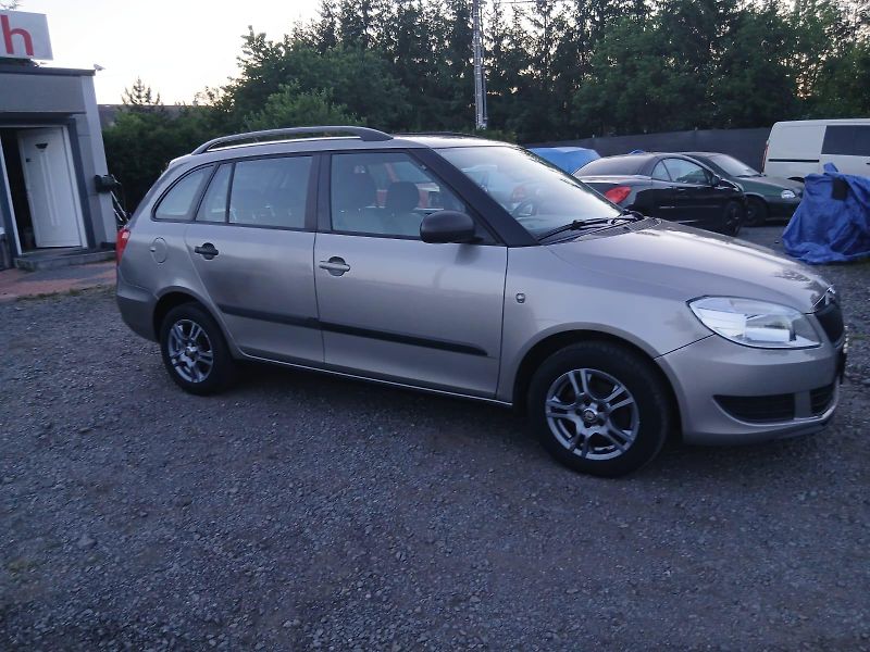 Škoda Fabia 1.2 TSI, facelift - fotka 6 z 33