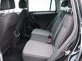 Volkswagen Tiguan 1,5 TSI ACT 110kW DSG Life DPH - náhled 13