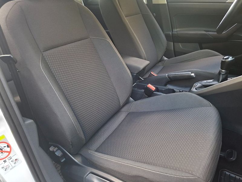 Volkswagen Polo (2017) 1.0TSI 70kW MAN -NOVÉ V ČR - fotka 23 z 39