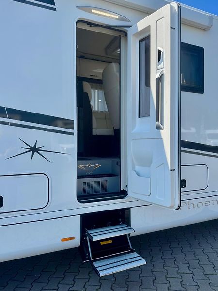 Phoenix (2026) MaXi-Liner 8500 LX *REZERVACE* - fotka 10 z 26