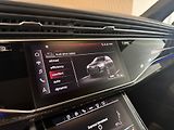 Audi SQ7 TDI V8 B&O 7míst Laser Carbon - náhled 38