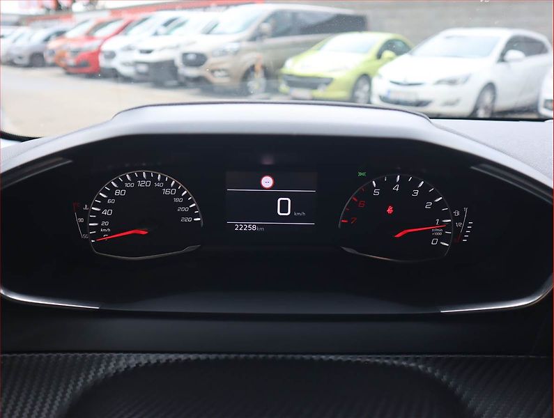 Peugeot 208 (2022) Active Pack 1.2 PureTech - fotka 11 z 20
