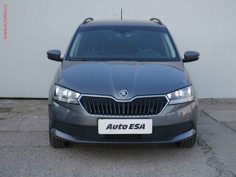 Škoda Fabia (2022) 1.0 TSI, Ambition - fotka 2 z 17
