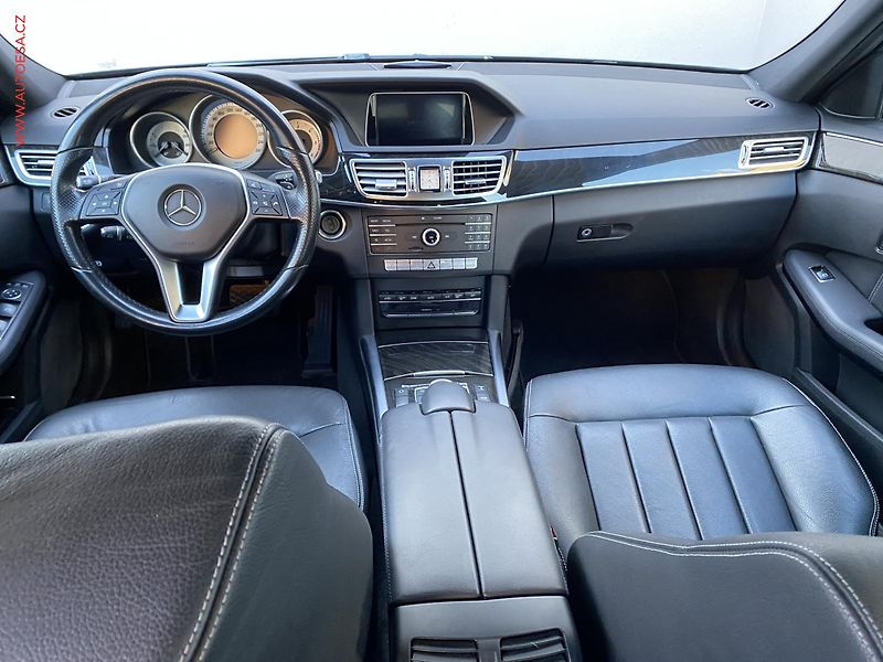 Mercedes-Benz Třídy E (2015) 3.0 CDi E350 4M, Avantgarde - fotka 8 z 21