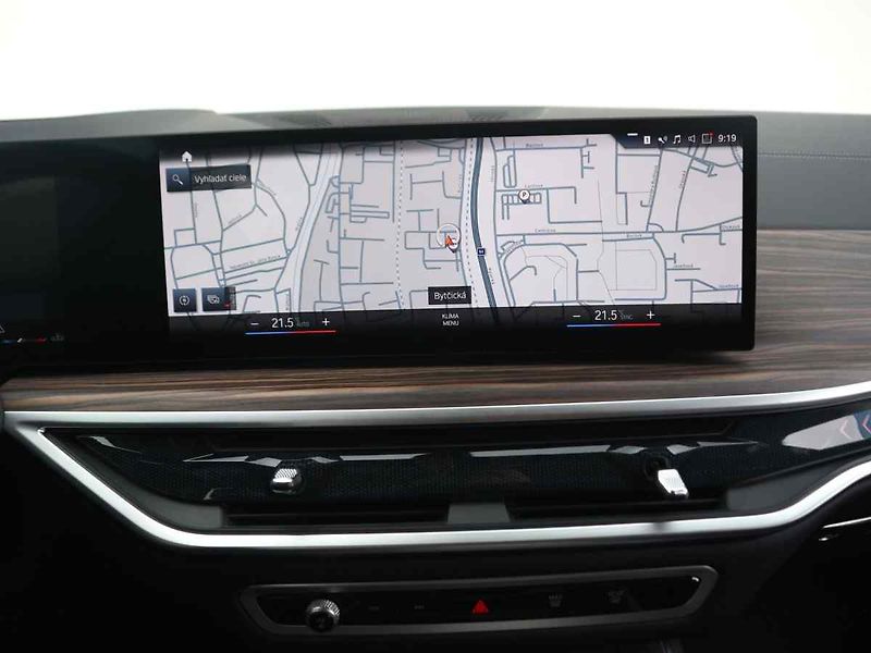 BMW X7 - fotka 9 z 10
