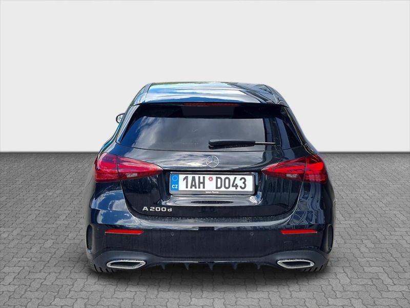 Mercedes-Benz Třídy A 200d AMG Line Night - fotka 4 z 22