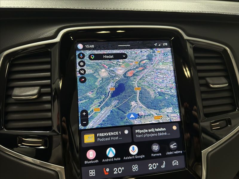 Volvo XC90 2,0   B5 POLESTAR HARMAN 360 - fotka 15 z 40