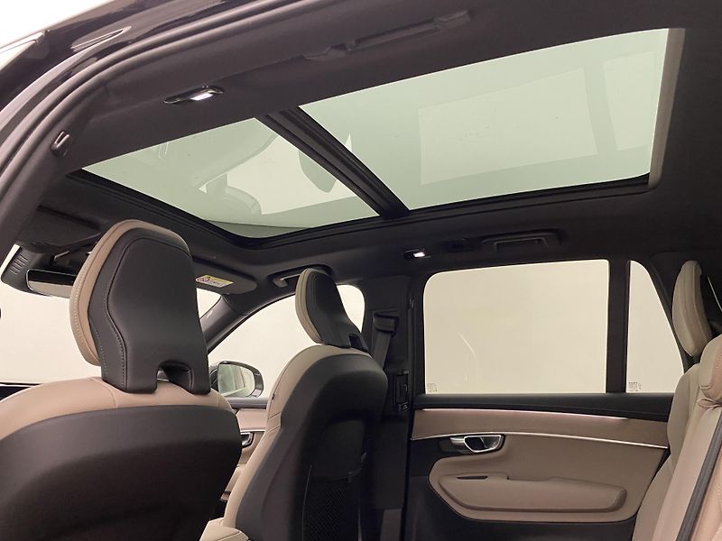 Volvo XC90 (2026) T8 AWD Plug-in BRIGHT PLUS 7m - fotka 20 z 71