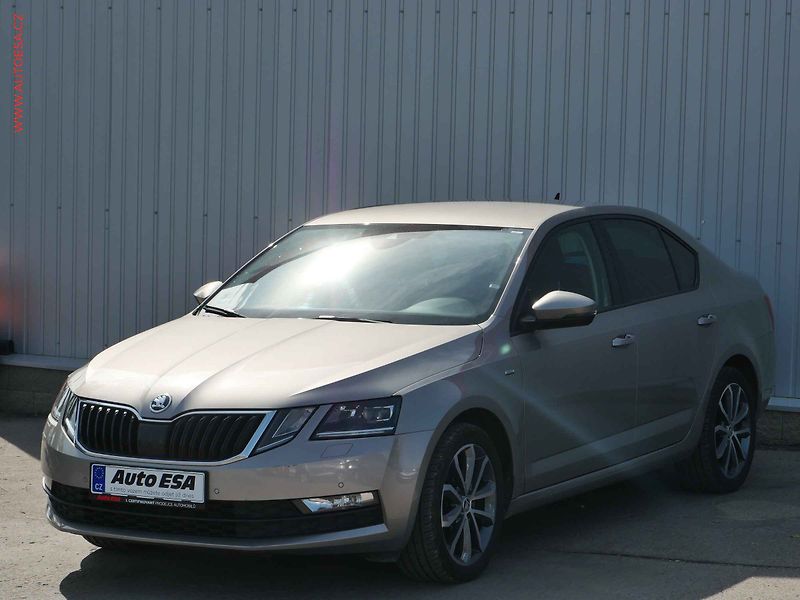 Škoda Octavia (2017) 1.4 TSi, Drive, DSG, LED, - fotka 3 z 28