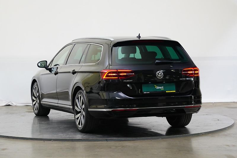 Volkswagen Passat - fotka 4 z 6