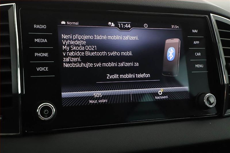 Škoda Karoq (2023) Style 2.0 TDI - fotka 16 z 20