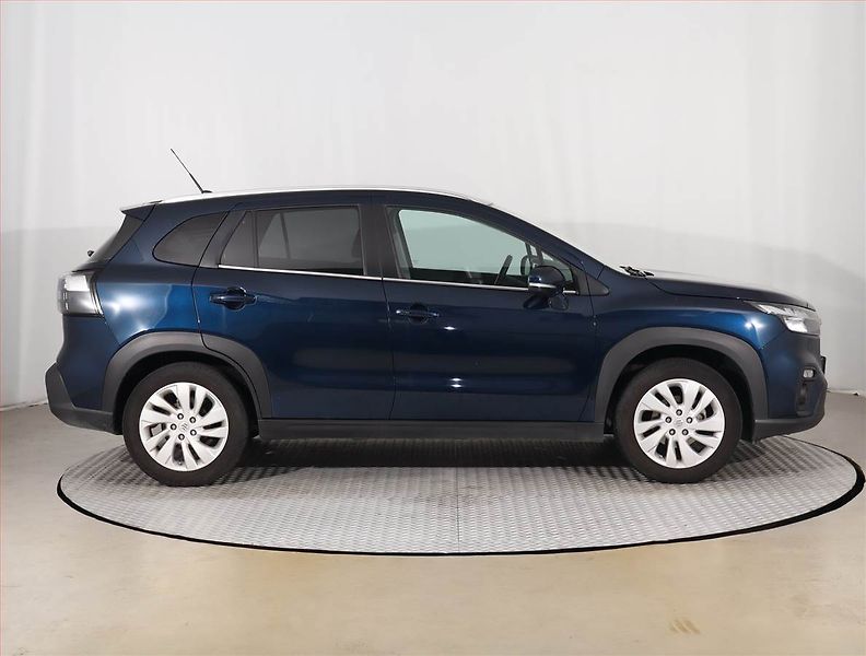 Suzuki SX4 S-Cross (2023) Premium 1.4 BoosterJet - fotka 6 z 18