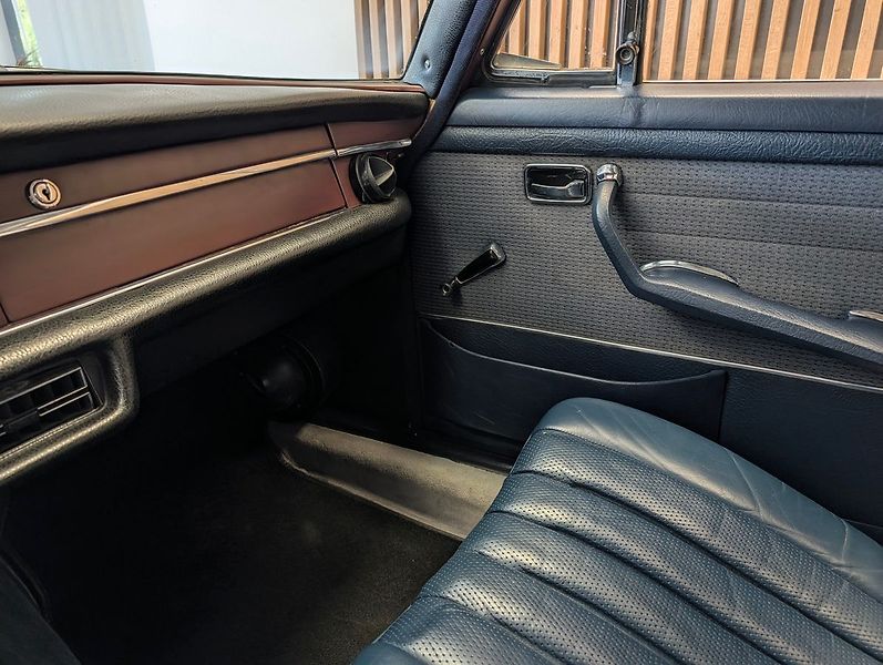Mercedes-Benz Třídy S W108 - fotka 17 z 36