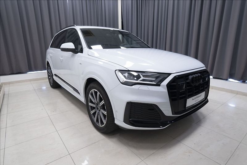 Audi Q7 3,0 TDI QUATTRO S-LINE ČR - fotka 3 z 45