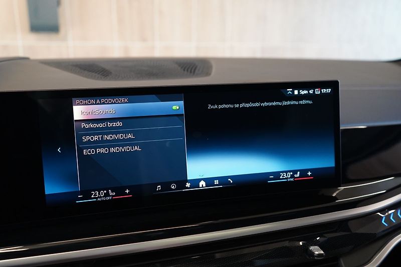 BMW X5 40d xDrive, Tažné, Panorama - fotka 36 z 50