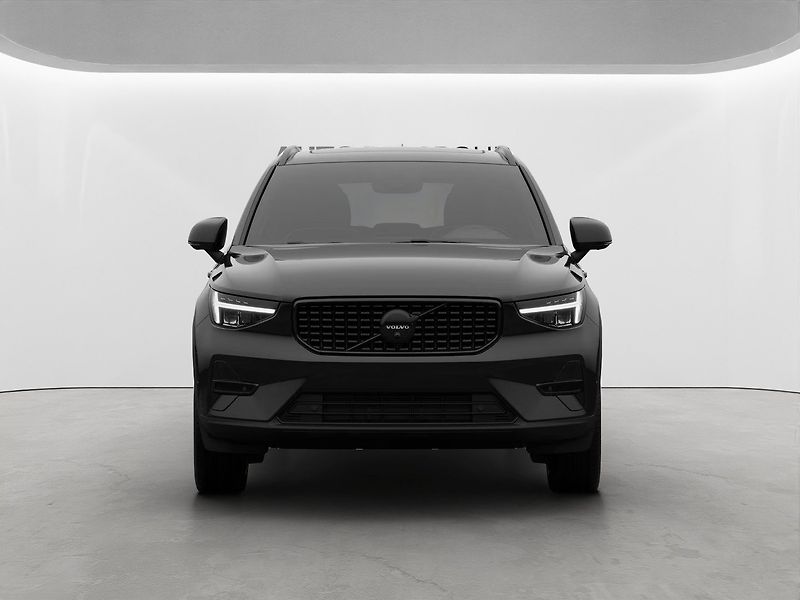 Volvo XC40 (2026) Black Edition PLUS 163k - fotka 2 z 13