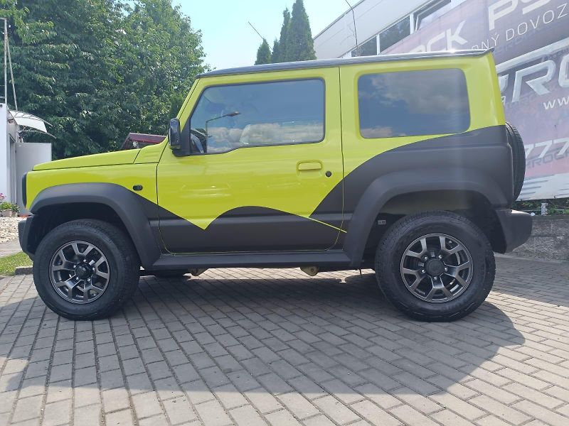 Suzuki Jimny 1.5/75kW,4x4, Comfort+, 4místa - fotka 5 z 38