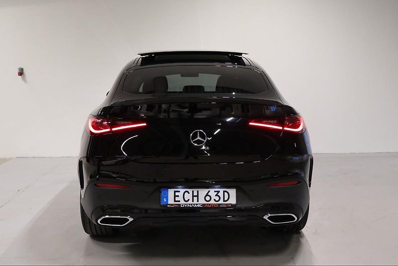 Mercedes-Benz GLC 300 Coupé 4MATIC AMG Pano HuD - fotka 7 z 28