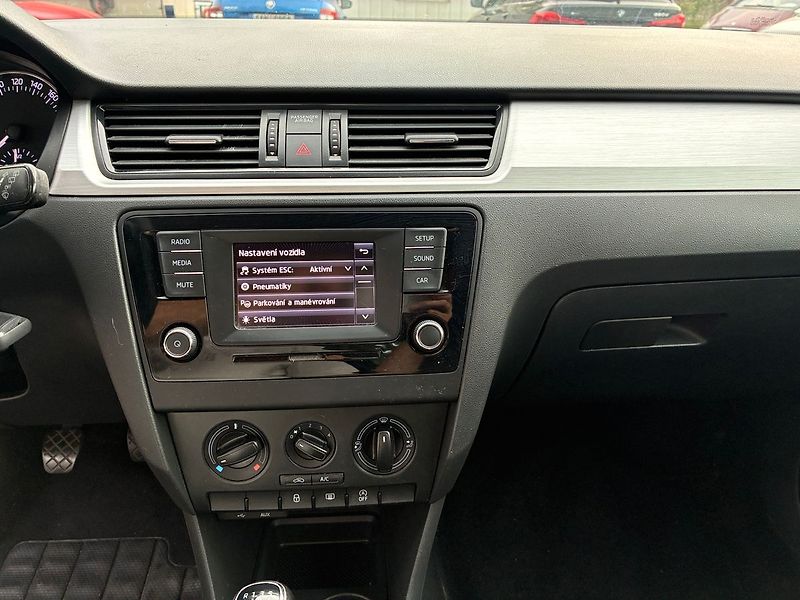 Škoda Rapid 1.2 TSi 81 kW Spaceback ČR - fotka 16 z 21