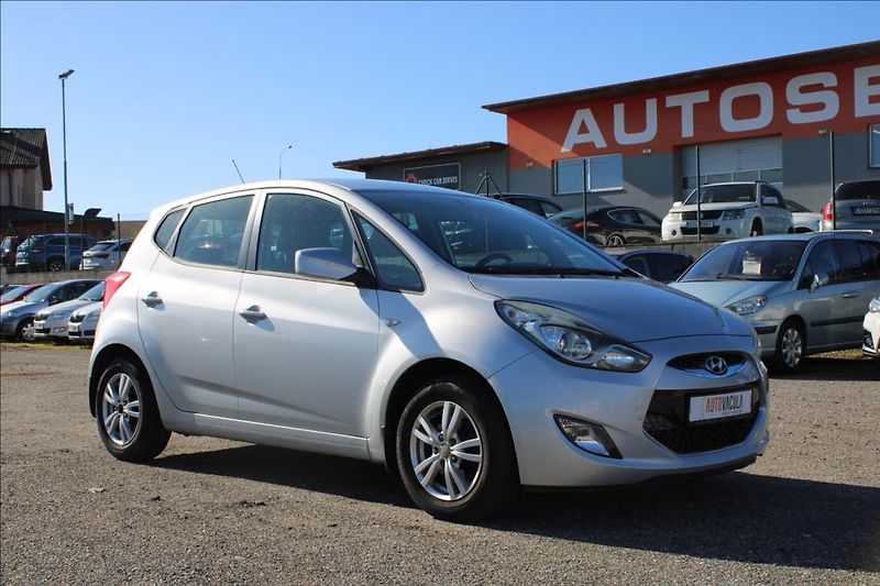 Hyundai ix20 1,4 i  ČR, DIG. KLIMA, ASR - fotka 3 z 25