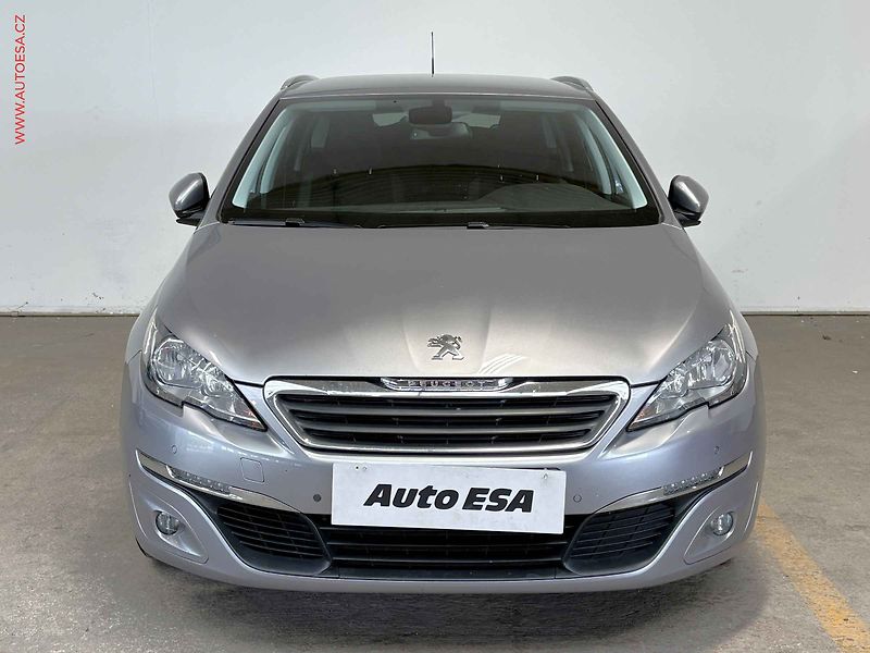 Peugeot 308 (2016) 1.2PT SW, ČR, AC, navi - fotka 2 z 16