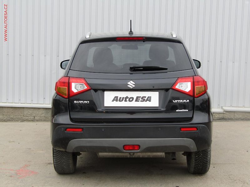 Suzuki Vitara (2016) 1.6 VVT AllGrip, Elegance - fotka 5 z 18