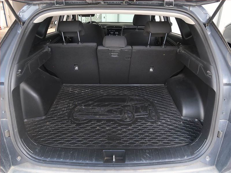 Hyundai Tucson (2022) 1.6 T-GDI - fotka 12 z 13