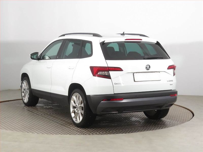 Škoda Karoq (2018) Style Plus 2.0 TDI, 4X4 - fotka 4 z 16