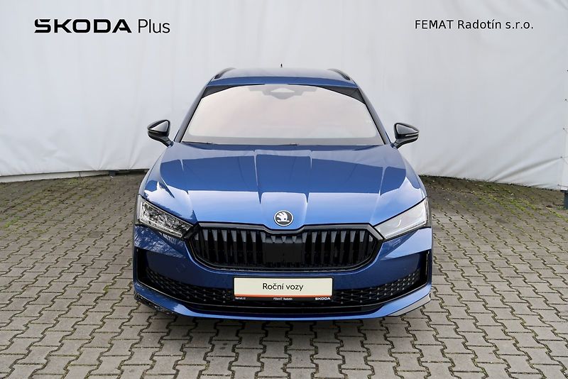 Škoda Superb (2025) Combi SportLine 1,5TSi/150kW D - fotka 22 z 32