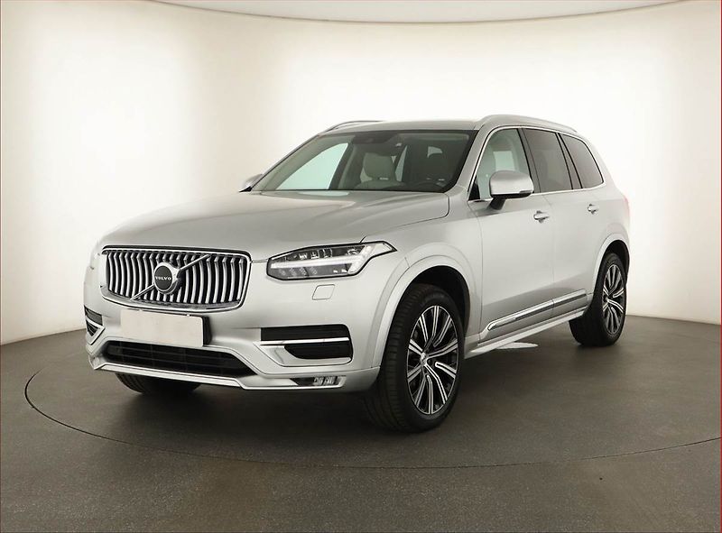 Volvo XC90 (2019) D5 AWD, DPH, Harman/Cardon - fotka 2 z 18