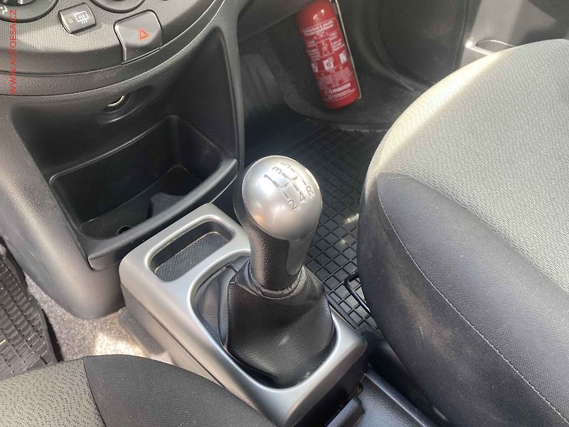 Nissan Note (2013) 1.5 dCi, Klima - fotka 12 z 12