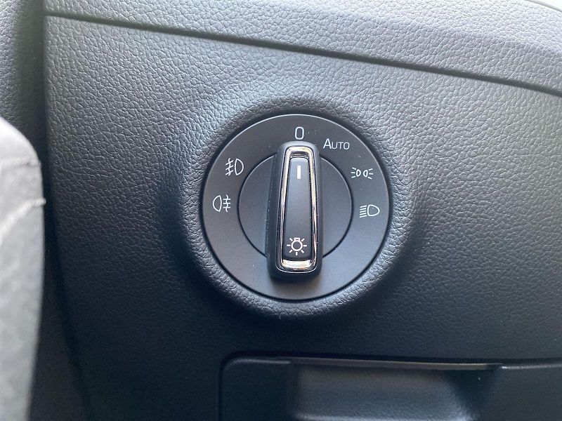 Škoda Superb (2021) Combi 1.4 TSI iV DSG Style - fotka 23 z 34