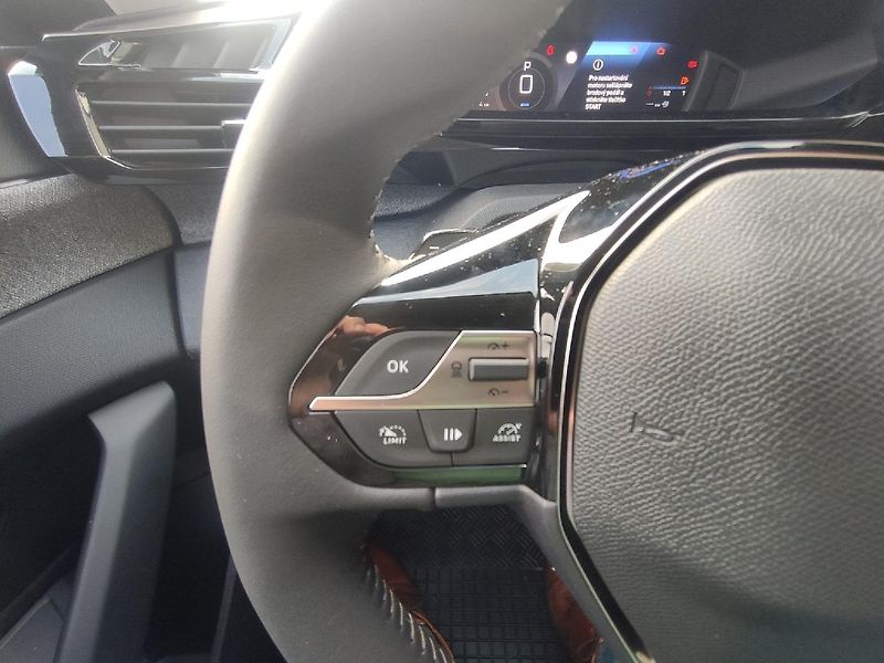 Peugeot 308 (2026) SW ALLURE  1.5 HDI rezervace - fotka 18 z 31
