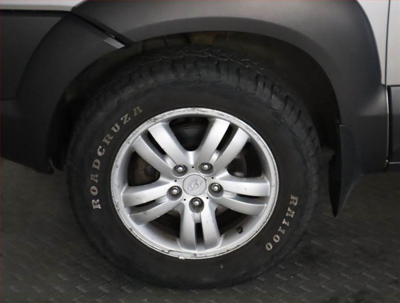 Hyundai Tucson (2006) 2.0 CRDi, 4X4, jezdí výborně - fotka 12 z 13