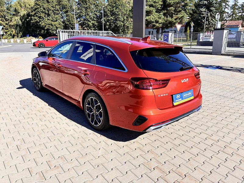 Kia Ceed 1.5T-GDi 118kW GT LINE AUTOMAT - fotka 5 z 38