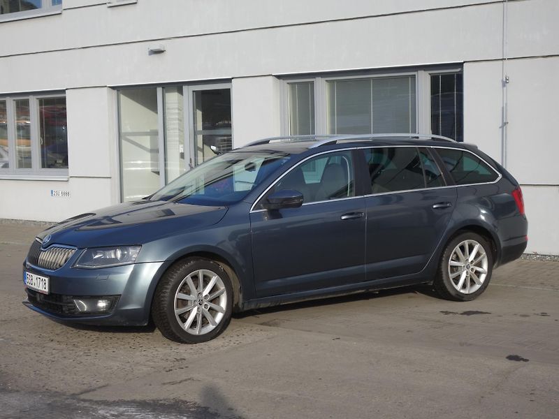 Škoda Octavia (2016) Combi Style 2.0 TDi DSG Xenony - fotka 1 z 17