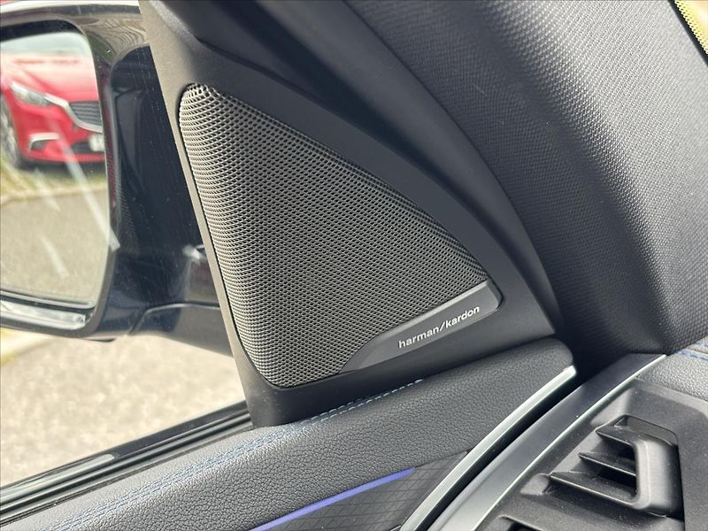 BMW X3 3,0 M40d 250kW WEBASTO PANORAM - fotka 38 z 49