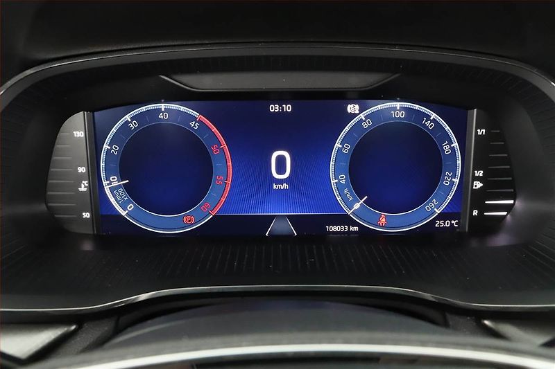 Škoda Octavia (2022) Ambition 2.0 TDI, ČR,1.maj - fotka 10 z 15