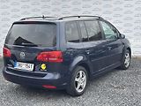 Volkswagen Touran (2013) 2.0TDI, 103kW. DSG, 7míst - náhled 8