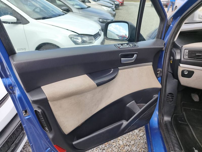 Citroën C8 (2014) - fotka 24 z 42