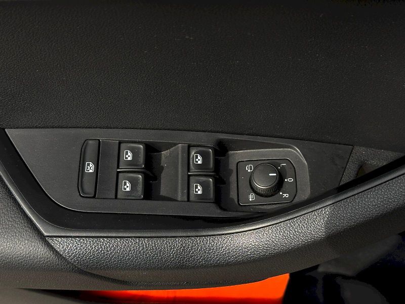 Škoda Karoq (2022) 1.5 Tsi 110 kW DSG Style Plus - fotka 8 z 27