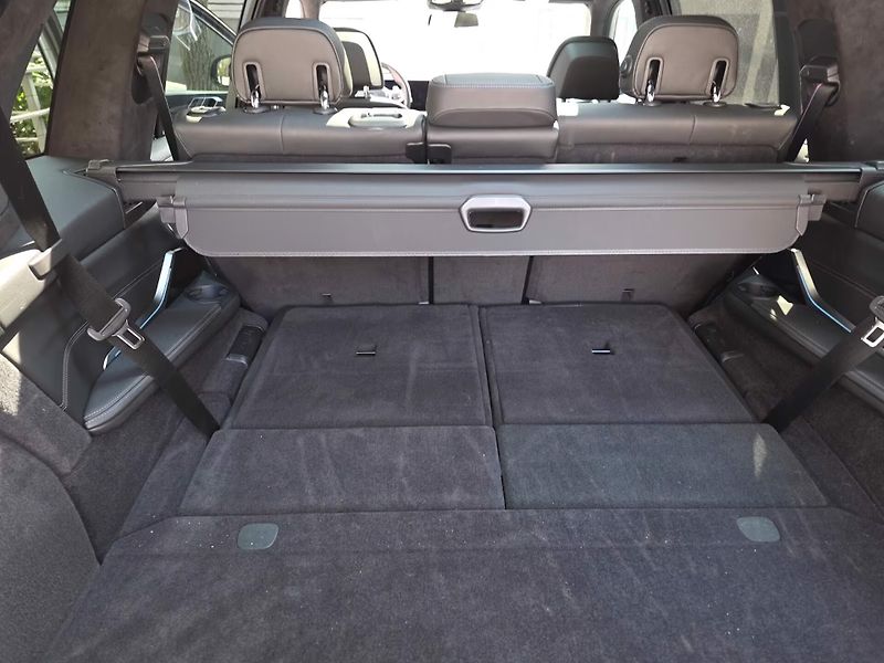 BMW X7 xDrive40d M-Sport 7 míst SkyL - fotka 20 z 22