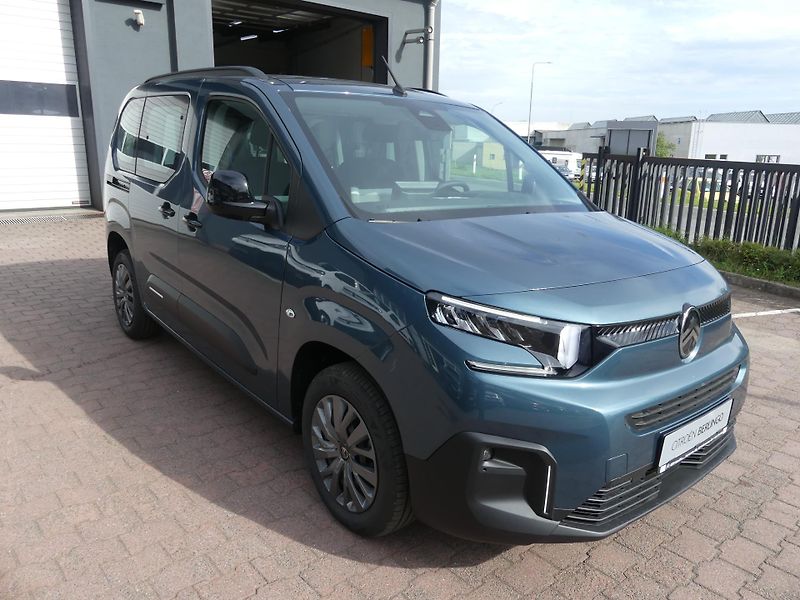Citroën Berlingo (2026) PLUS Diesel 100k Manual - fotka 3 z 19