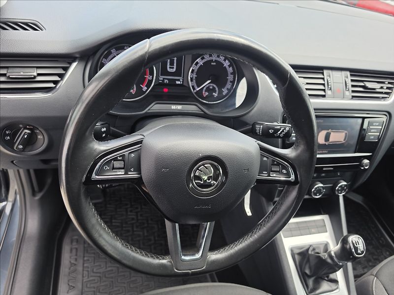 Škoda Octavia III 1,0 TSi 85KW Ambition - fotka 12 z 44