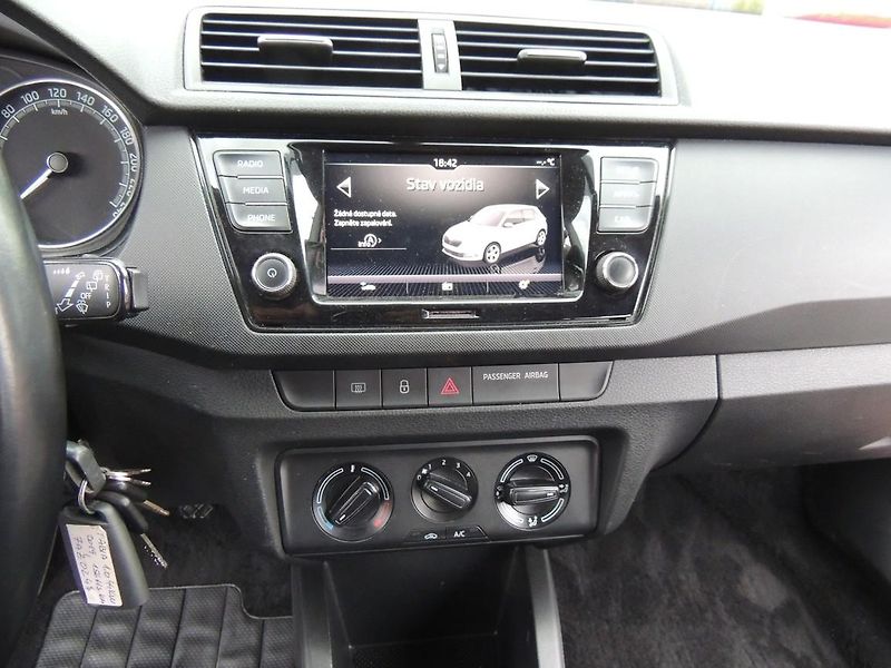 Škoda Fabia (2019) 1.0MPi,44kw,Amb,ČR,1.maj.TZ - fotka 21 z 35